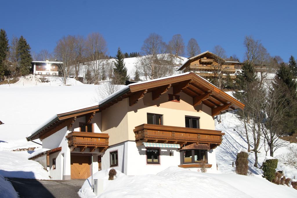 Haus Schwaighofer Apartment Saalbach-Hinterglemm Exterior foto